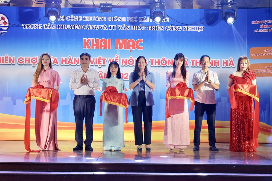 Khai mạc Chương trình đưa hàng Việt về nông thôn năm 2026 xã Thanh Hà